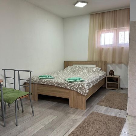 Apartman Centar Bb Pančevo Exterior foto